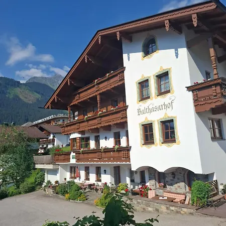 Apartamento Balthasarhof, Haus